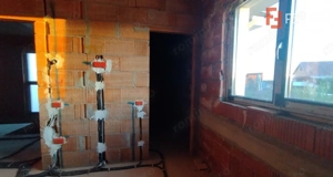 Duplex 5 camere, Becicherecu Mic - Garaj, terasa, Interior la Rosu - imagine 13