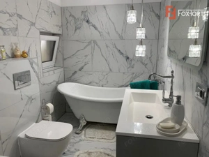 Duplex de vanzare cu 5 camere si 3 bai, zona Mehala - imagine 12