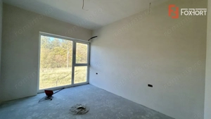 Duplex 4 camere despartit prin camera tehnica + pompa de caldura - Giarmata Vii - imagine 4