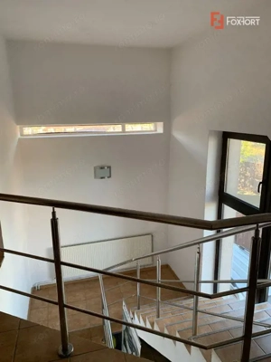 Spatiu comercial cu 12 incaperi si suprafata de 630 mp, zona Mircea cel Batran - imagine 6