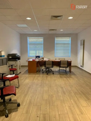 Spatiu comercial cu 12 incaperi si suprafata de 630 mp, zona Mircea cel Batran - imagine 2