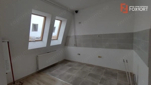 Apartament 3 camere la mansarda - 75mp utili, Zona Aradului - imagine 2