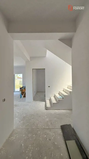 Duplex cu 5 camere, teren de 365 mp - Sanandrei - imagine 15