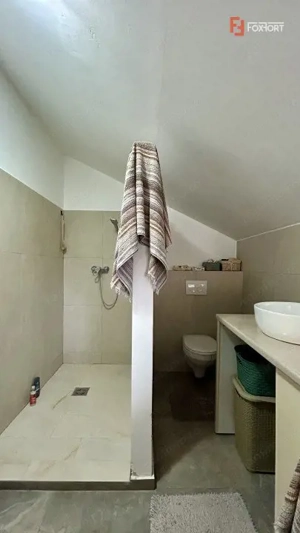 Duplex cu 4 camere + garaj in Dumbravita - imagine 18