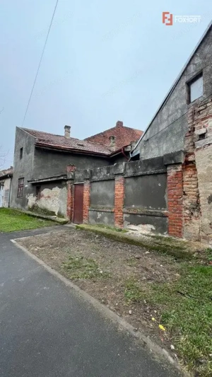 COMISION 0% Casa de vanzare cu 5 apartamente la curte comuna in zona Traian - imagine 7