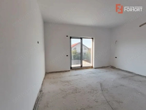 Duplex 4 camere 140 mp utili, toate utilitatile, la asfalt in Giroc - V7800 - imagine 13