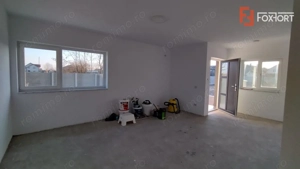 Casa individuala 4 camere, Sanmihaiu Roman - Teren 440 mp - imagine 3