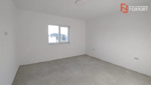 Casa individuala 4 camere, Sanmihaiu Roman - Teren 440 mp - imagine 5