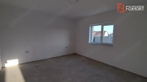 Casa individuala 4 camere, Sanmihaiu Roman - Teren 440 mp - imagine 6