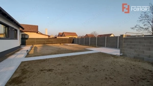 Casa individuala 4 camere, Sanmihaiu Roman - Teren 440 mp - imagine 20