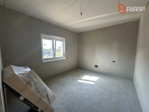 Duplex individual cu 4 camere Mosnita - Toate utilitatile - imagine 7