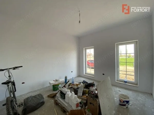 Duplex cu 3 camere si teren de 350 mp, zona linistita - Remetea Mare - imagine 8