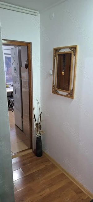 Apartament 3 camere situat la etajul 3 - imagine 4