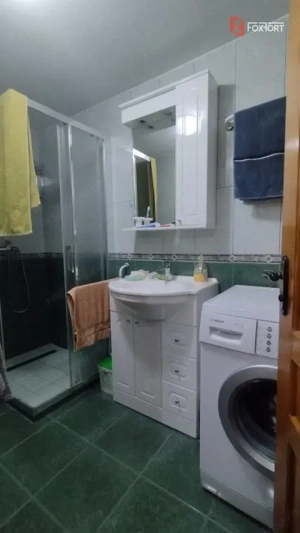 Casa individuala de vanzare, zona Mircea cel Batran - Garaj si pivnita - imagine 5