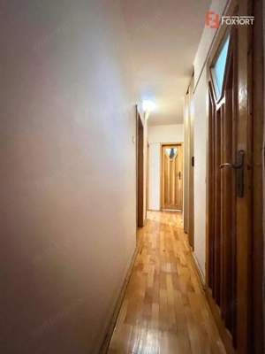 Apartament cu 3 camere, etaj 5 de vanzare, zona Lunei - imagine 10