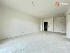 Apartament 2 camere de vanzare, zona Torontalului - imagine 2
