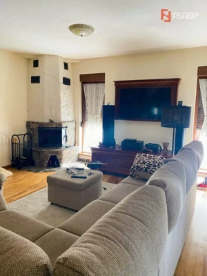 Casa individuala 5 camere si 4 locuri de parcare in Giroc   - imagine 2