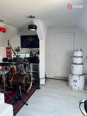 Casa individuala 5 camere si 4 locuri de parcare in Giroc   - imagine 17