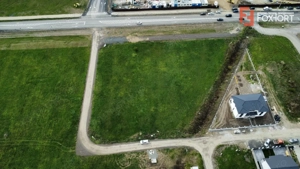 COMISION 0% Parcela Bloc cu AC de 9 apartamente cu toate utilitatile - Mosnita - imagine 2