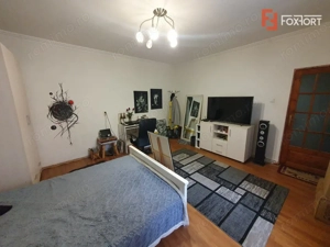 Apartament cu 2 camere decomandat, cladire istorica - Sinaia - imagine 4