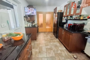 Casa individuala cu 8 camere si teren de 832 mp de vanzare, zona Girocului - imagine 9