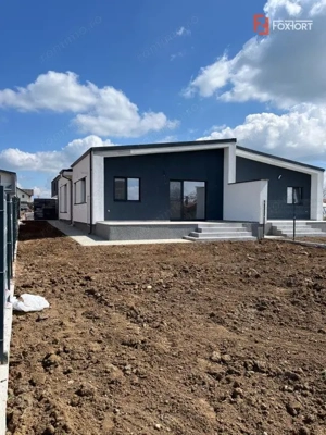 Duplex cu 3 camere si teren de 360 mp, zona Giarmata - imagine 9