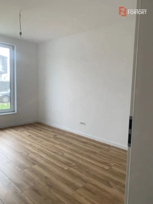 Duplex cu 3 camere si teren de 360 mp, zona Giarmata - imagine 7