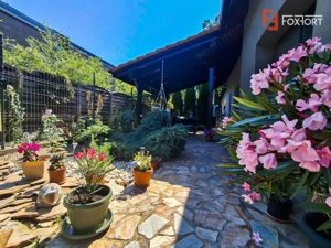 Casa cu 2 apartamente si inchiriere Air BNB - Timisoara, Sinaia - imagine 4