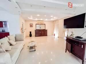 Casa individuala de vanzare in Timisoara cu sauna si piscina, zona Fratelia - imagine 2