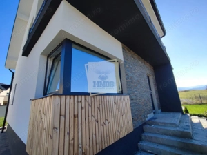 Casa moderna 5 camere teren 490 mp terasa acopertia in Cristian - imagine 4