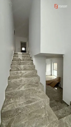 Duplex cu 3 camere si teren de 250 mp, zona Giarmata - imagine 12