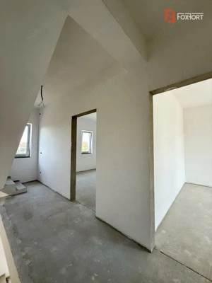 Triplex cu 4 camere, 115 mp, 3 bai - Zona Sacalaz - imagine 15