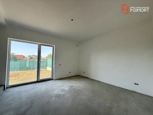 Triplex cu 4 camere, 115 mp, 3 bai - Zona Sacalaz