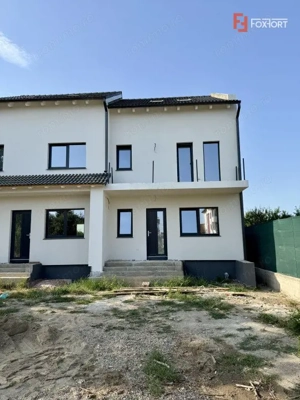 Triplex cu 4 camere, 115 mp, 3 bai - Zona Sacalaz - imagine 19