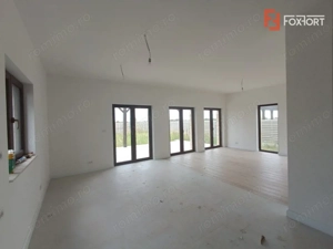 Casa individuala cu 4 camere de vanzare in Mosnita Noua  - imagine 4