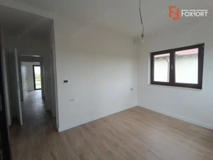 Casa individuala cu 4 camere de vanzare in Mosnita Noua  - imagine 14