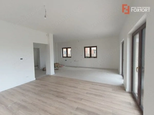 Casa individuala cu 4 camere de vanzare in Mosnita Noua  - imagine 5