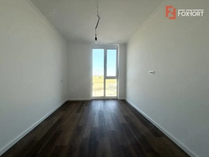 Apartament cu 2 camere decomandat, etaj intermediar, in zona Torontalului - imagine 3