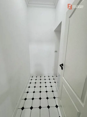 Apartament deosebit, 3 camere, zona Central – Bld. C.D. Loga - imagine 12