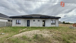 Duplex cu 6 camere, parter - 72 mp, zona Sacalaz