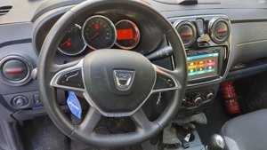 Vand Dacia Lodgy STEPWAY TECHROAD 1,3 tce 130 CP - 5 Locuri