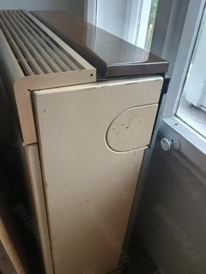 Vând Convector gaz pe cos