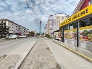 Închiriez chiosc în Simeria strada 1 Decembrie nr 50  - imagine 3 Închiriez chiosc în Simeria strada 1 Decembrie nr 50  - imagine 3