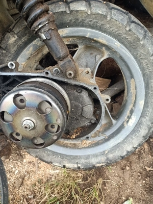 Dezmembrez scuter Peugeot vivasity  - imagine 2 Dezmembrez scuter Peugeot vivasity  - imagine 2