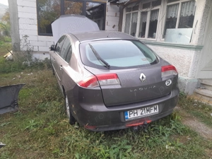Dezmembrez  renault laguna 3 2.0  cod m9r - imagine 3