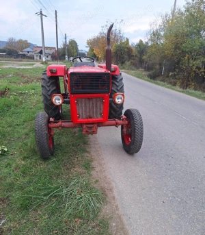 Tractor Universal 445. anvelope spate noi, pornire usoara la rece, instalatie electrica functionala - imagine 4