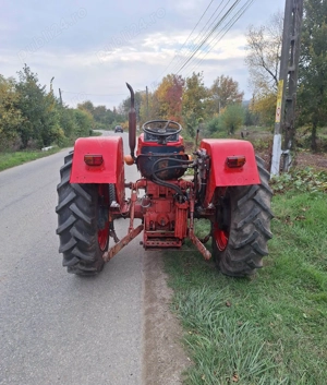 Tractor Universal 445. anvelope spate noi, pornire usoara la rece, instalatie electrica functionala - imagine 5