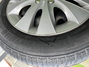 De vinzare 4 roti complete cu anvelope de vară 185/60/15 cu jante de oțel - imagine 2