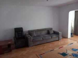 Proprietar  vand apartament 3 camere - imagine 2