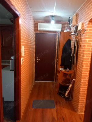 Proprietar  vand apartament 3 camere - imagine 8